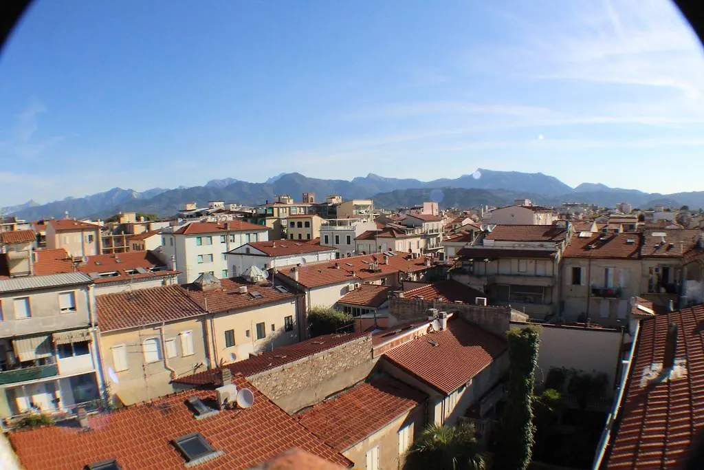 Hotel Mirage Viareggio 3*,  Italy