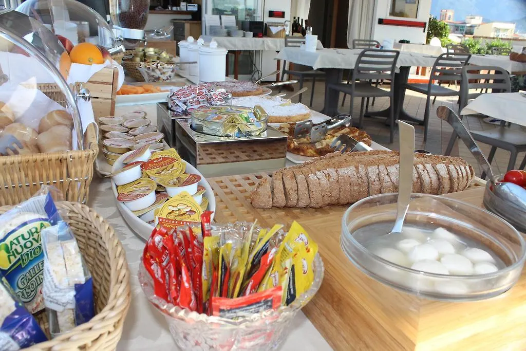 Hotel Mirage Viareggio Italy